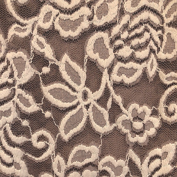 Dress - Picture 4 of 8